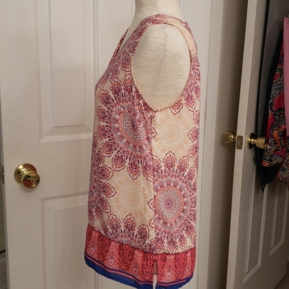 Violet & Claire Sleeveless Blouse NWT - Picture 4 of 8